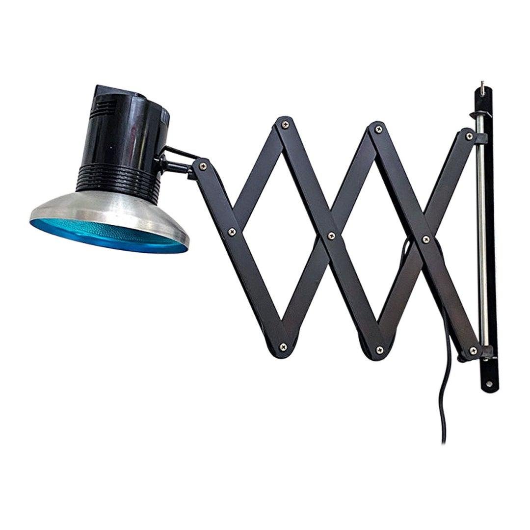 Verstellbare italienische Mid-Century Modern Pantograph Wandlampe in ...