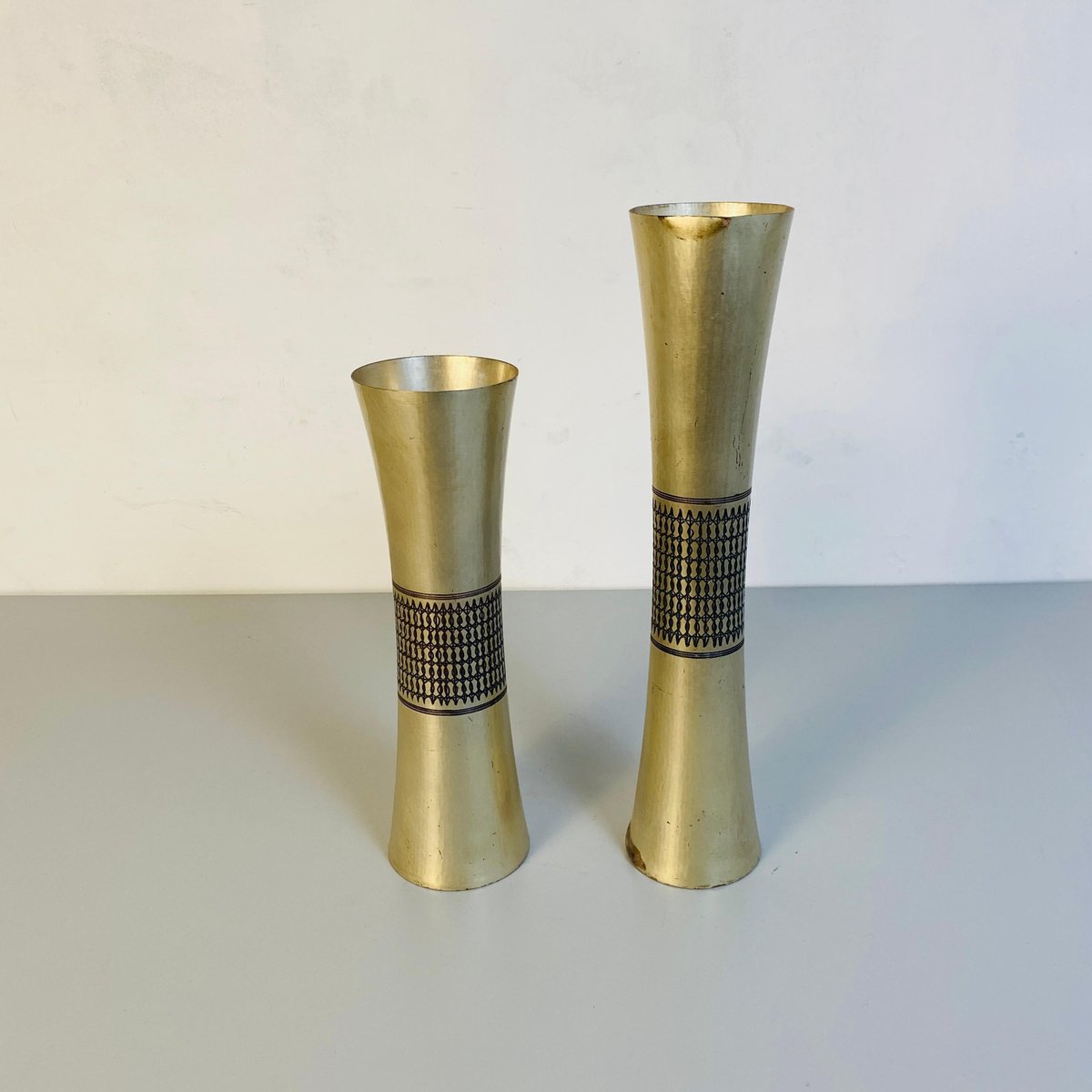 Goldene Messingvase Mit Gravur – Dekoratives Mittelstück Für Trockenblumen, Ideal Als Hochzeits- Oder Heimdekoration