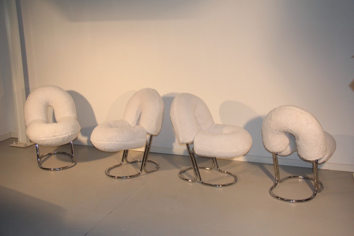 Italienische Plüsch Stühle, 1970er, 4er Set bei Pamono kaufen Italienische Plüsch Stühle, 1970er, 4er Set bei Pamono kaufen