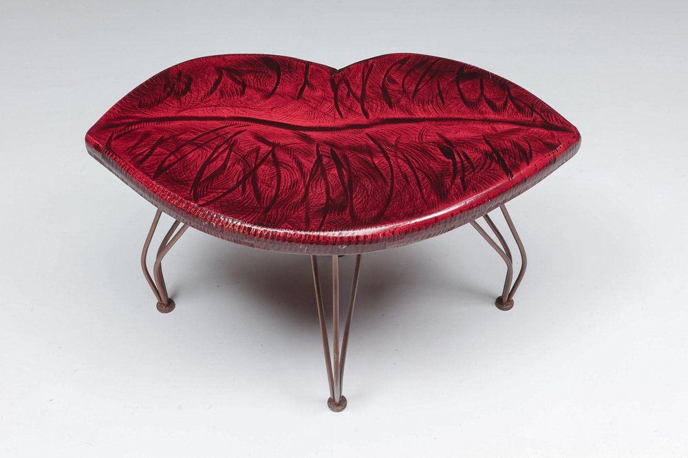 Late 20th Century PostModern Lip Side Tables, Set of 2 for sale at Pamono