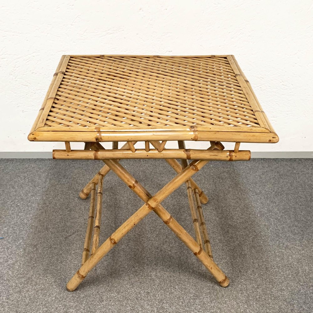 Italienischer MidCentury Klapptisch und Vier Stühle aus Bambus