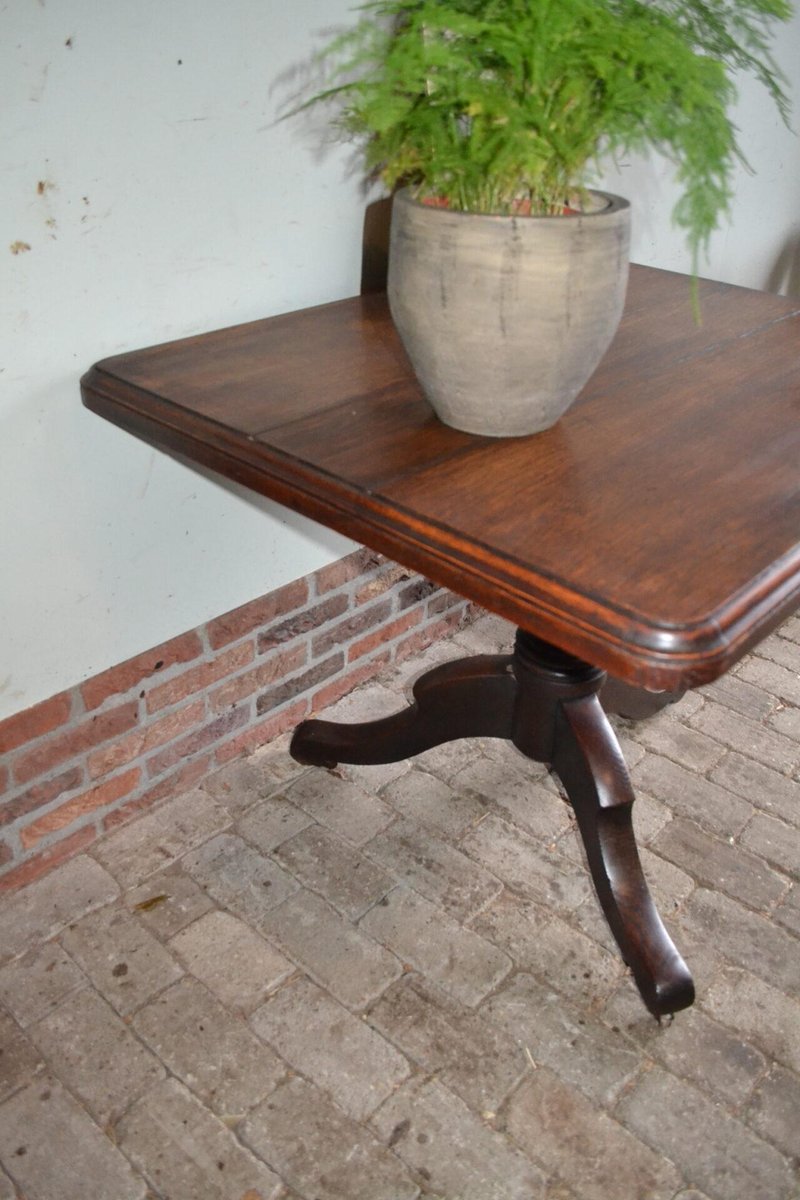 Antique Oak Dining Table for sale at Pamono