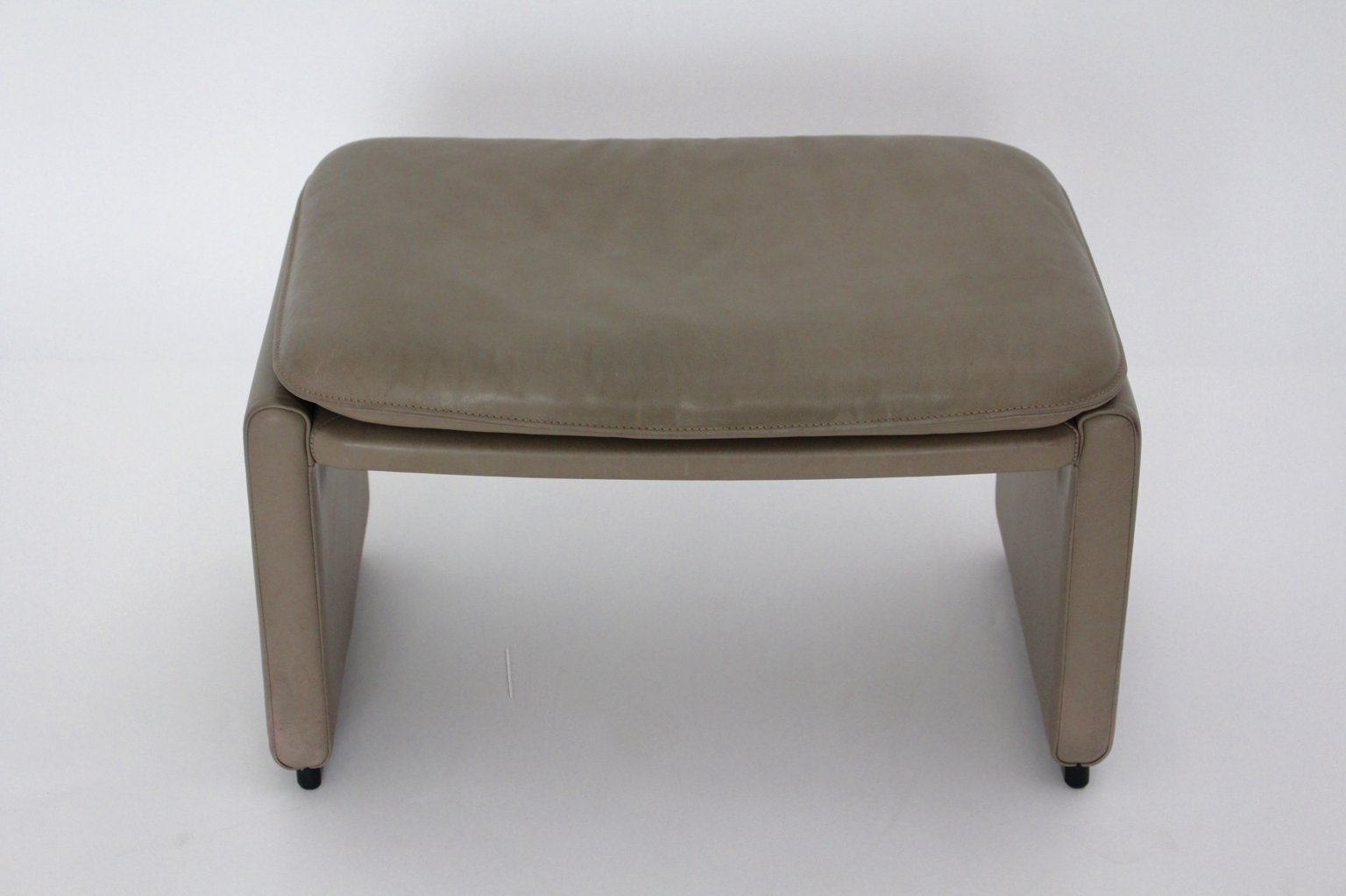 leather footstool from de sede 1980s NB-115288