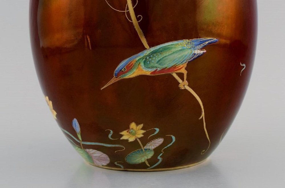 Große englische Vase mit Deckel aus handbemaltem Porzellan von Carlton