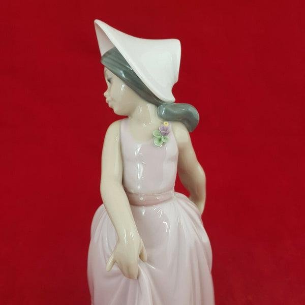 Figurine from Lladro for sale at Pamono