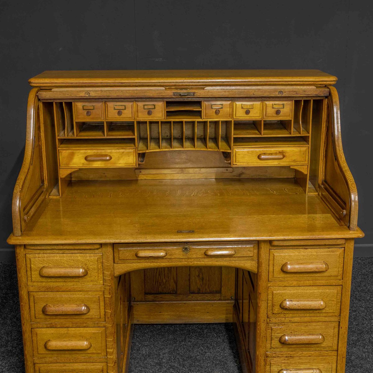 Edwardian Oak Roll Top Desk for sale at Pamono