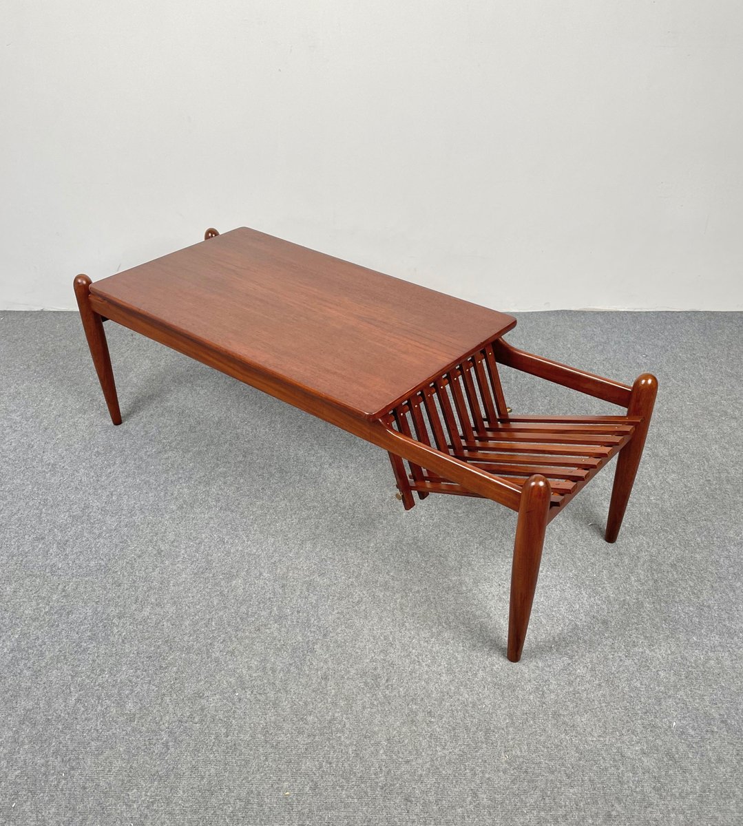 Teak Wood Coffee Table Magazine Rack, Italy, 1960s for sale at Pamono