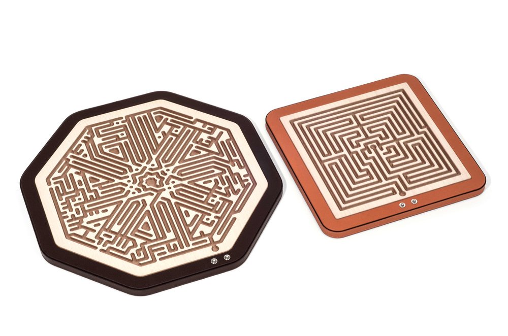Jinn Octagonal Labyrinth Game Set from Pinetti for sale at Pamono