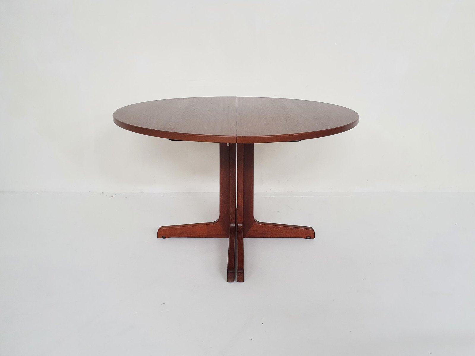 Large Extendable Dining Table, Germany for sale at Pamono
