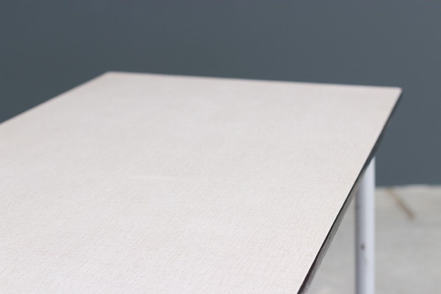 Belgischer Industrieller Küchentisch von Tubax, 1950 bei Pamono kaufen