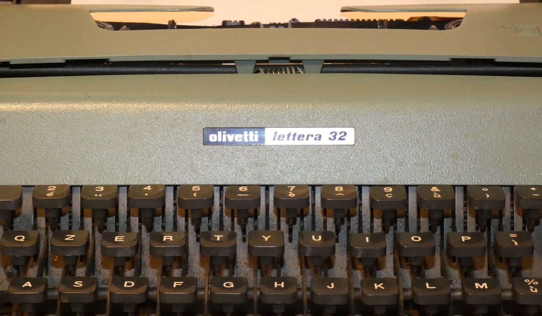Macchina da scrivere Letter 32 di Marcello Nizzoli per Olivetti, Italia
