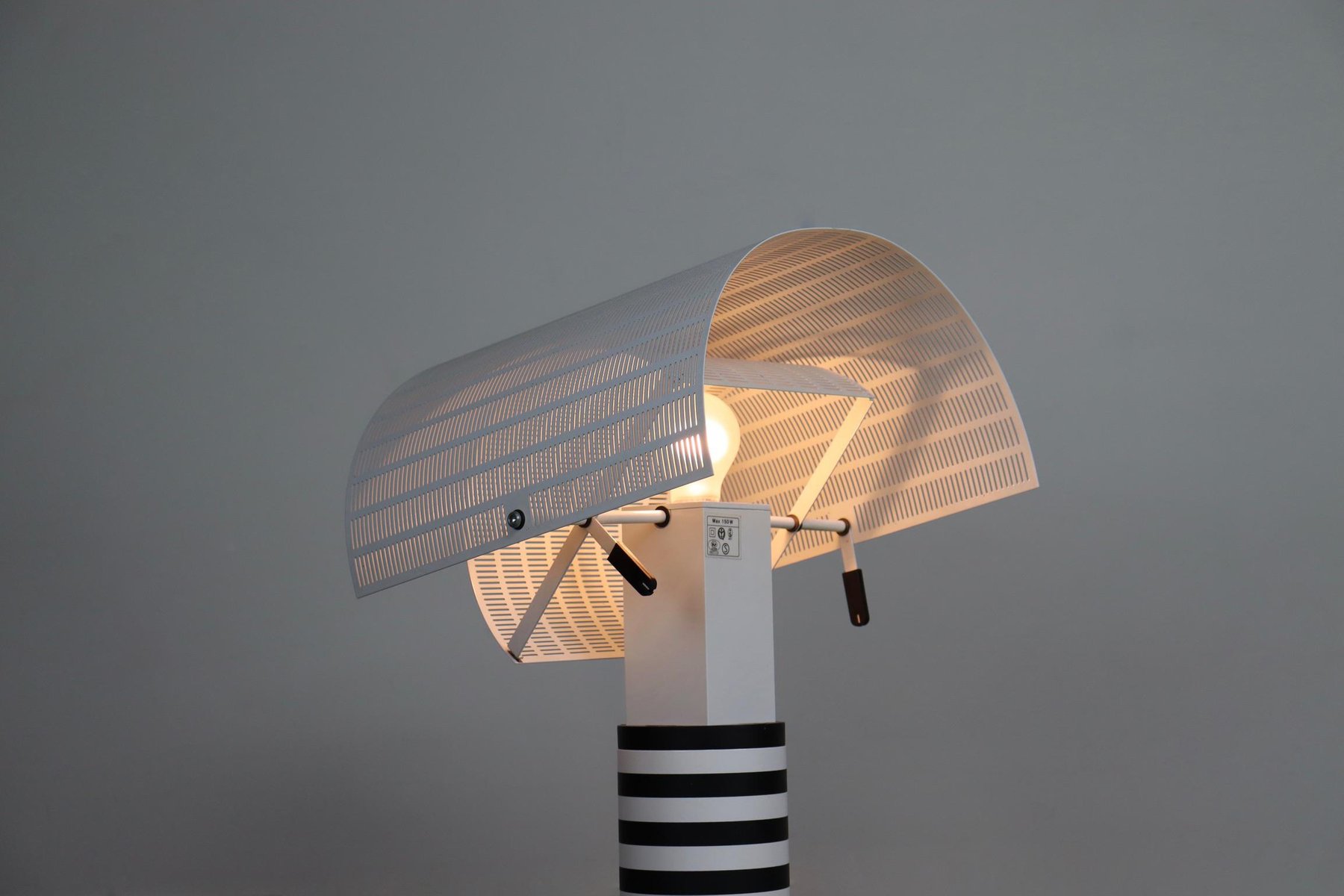 Lampe Shogun Du Designer Mario Botta Pour Artemide – Métal Blanc – Suisse