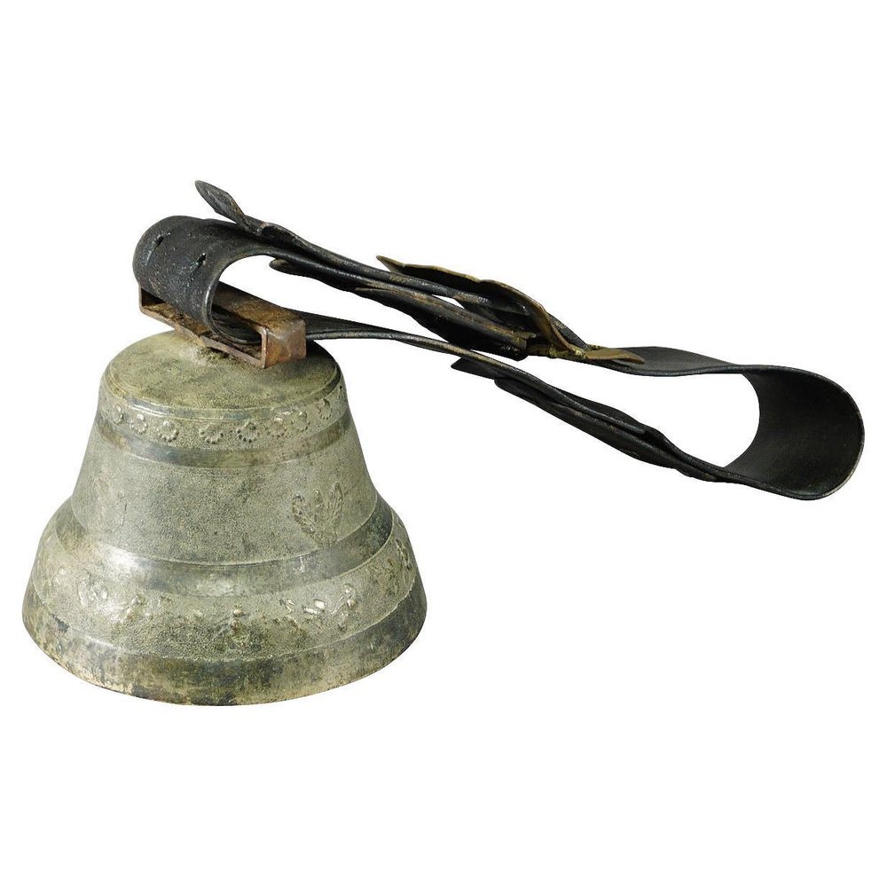 Vintage Swiss Cow Bell in Casted Bronze, 1930 for sale at Pamono