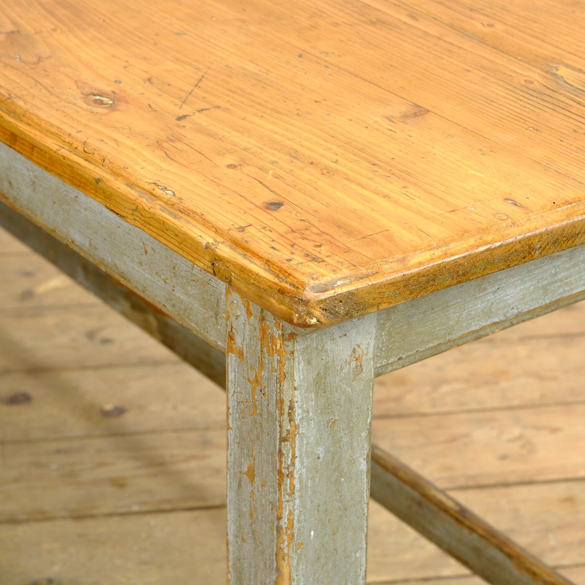 Antique Prep Table in Pine for sale at Pamono