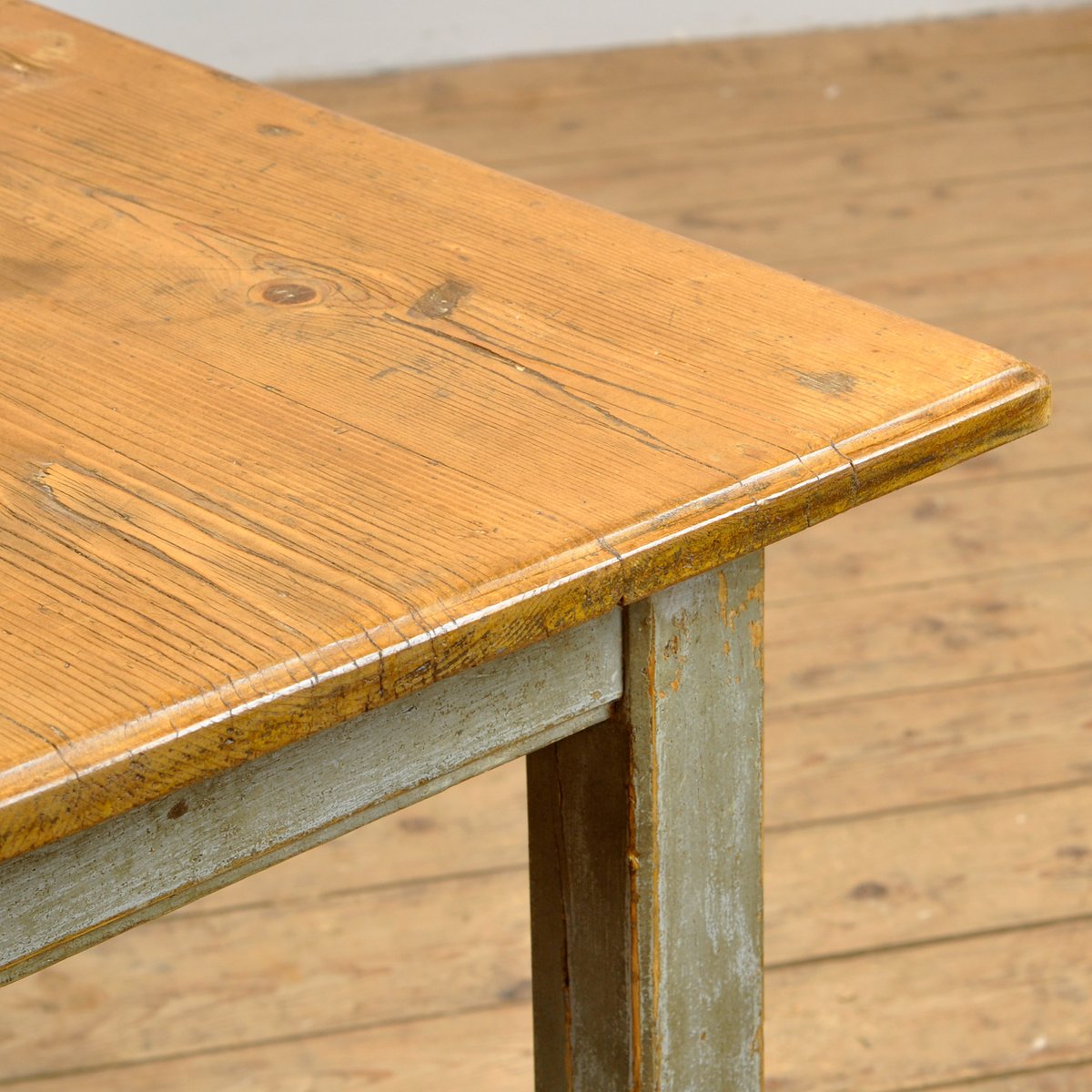 Antique Prep Table in Pine for sale at Pamono