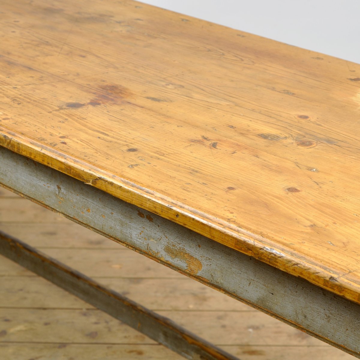 Antique Prep Table in Pine for sale at Pamono