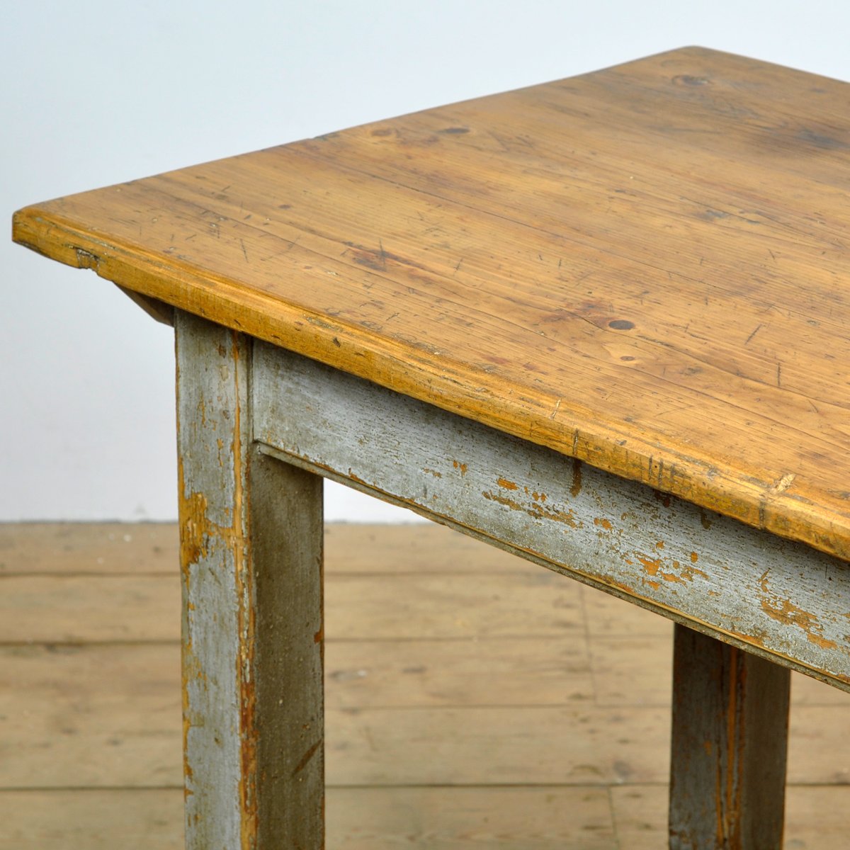 Antique Prep Table in Pine for sale at Pamono