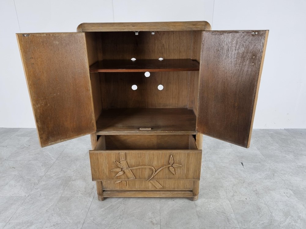 Vintage Schrank aus Bambus, 1970er bei Pamono kaufen