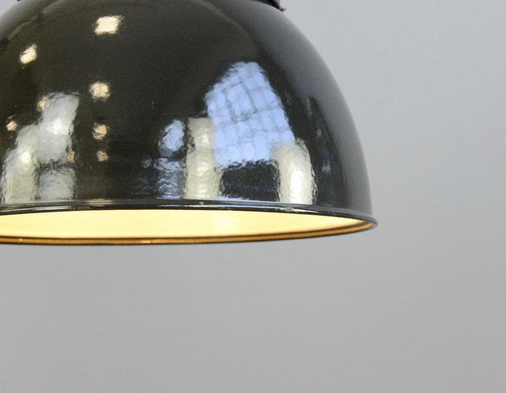 Lámparas colgantes modelo 530 Bauhaus de Kandem, años 20 en venta en Pamono