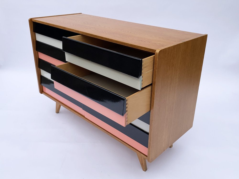 Vintage Kommode aus Holz von Jiří Jiroutek für Interior Prague, 1960er ...