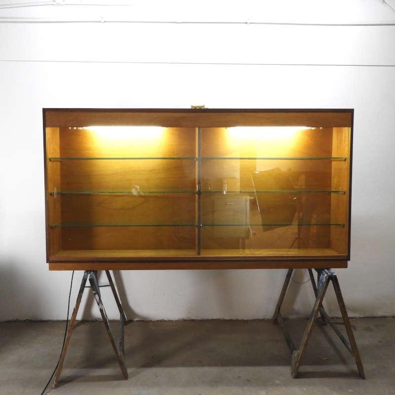 Large Vintage Display Case for sale at Pamono