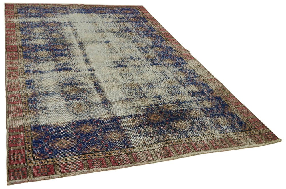 Vintage Turkish Beige Area Rug for sale at Pamono