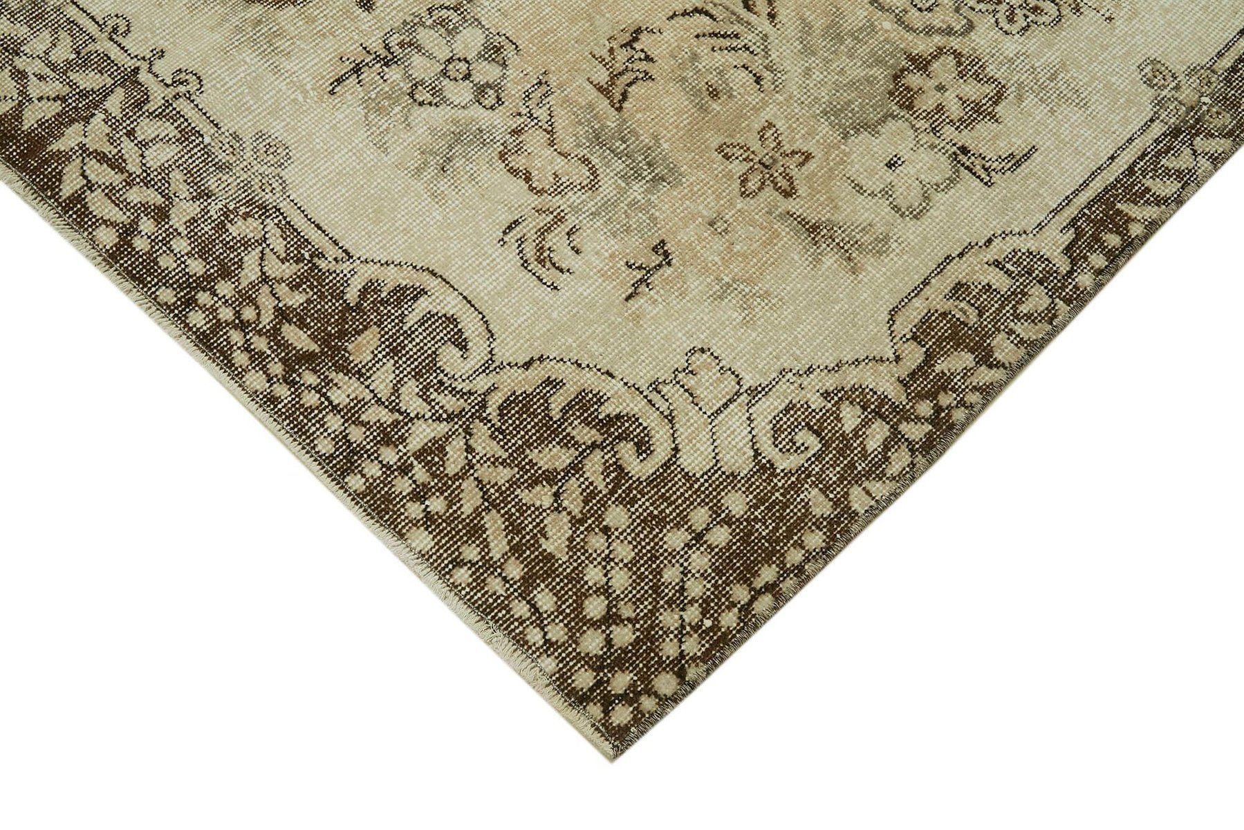 Vintage Turkish Beige Area Rug for sale at Pamono