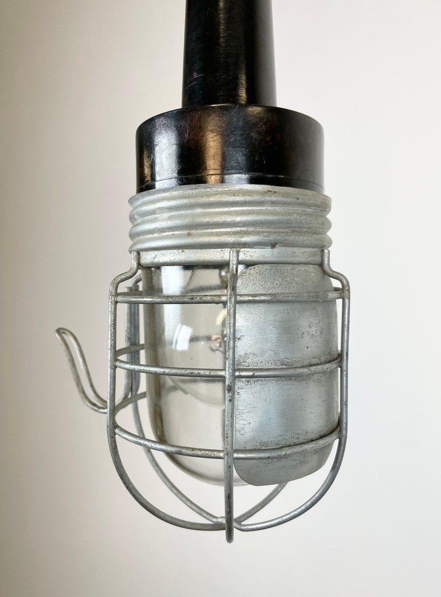 Vintage Industrial Hanging Work Light in Bakelite, 1960s for sale at Pamono