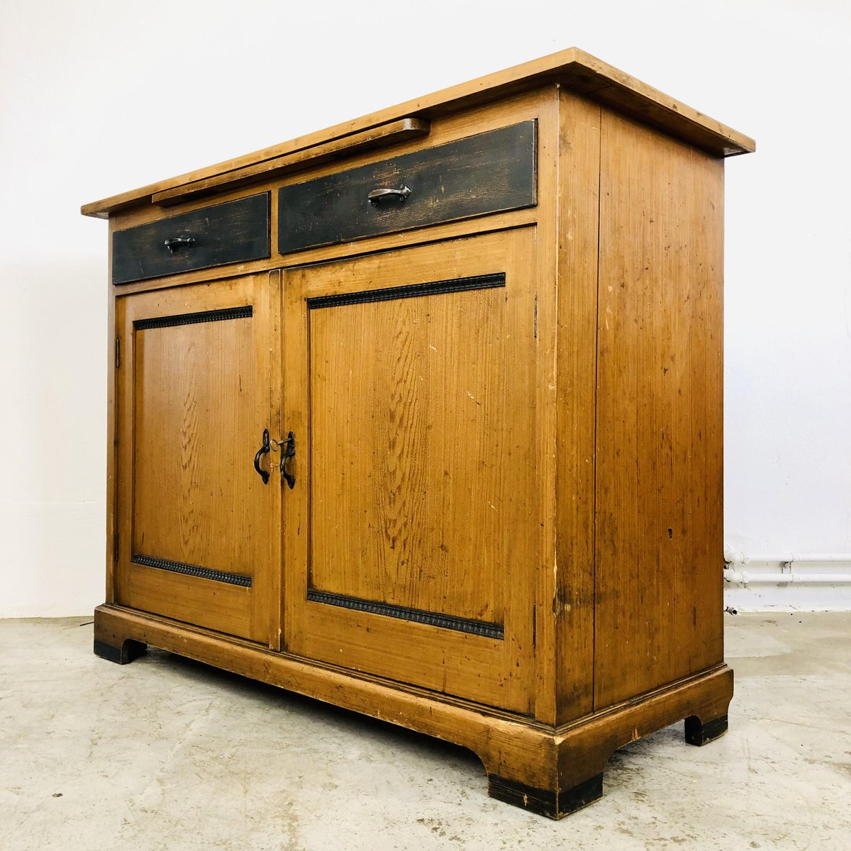 Antique French Painted Kitchen Cupboard for sale at Pamono