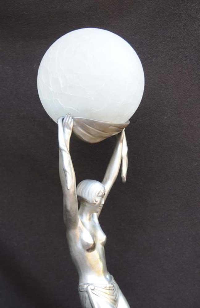 Art Deco Bronze Figurine Lamp for sale at Pamono