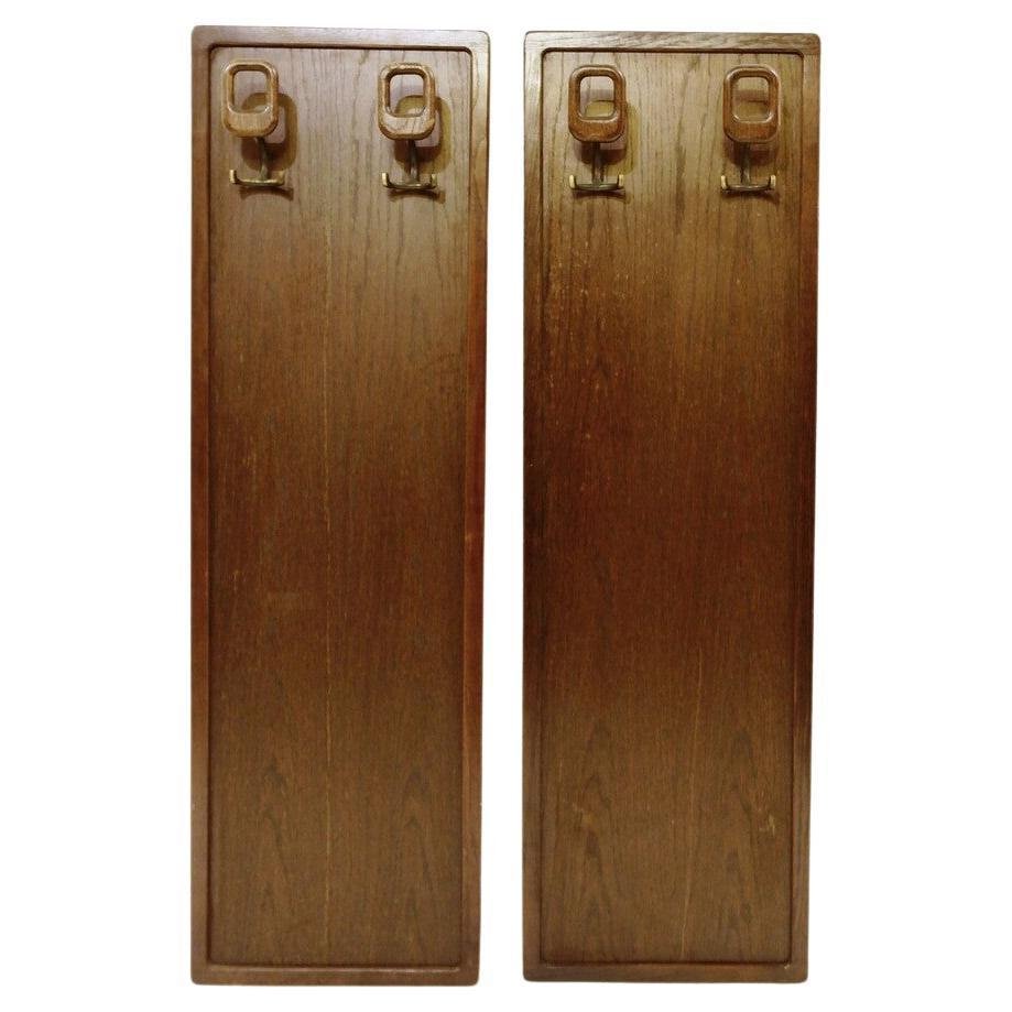MidCentury Modern Wood Wall Coat Rack for sale at Pamono