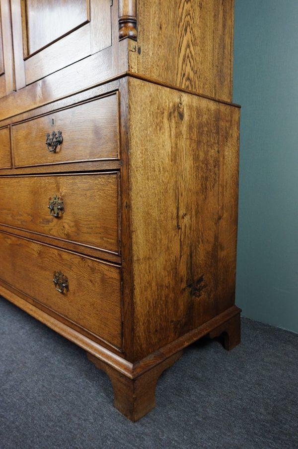 Antique Oak Linen Press Cupboard for sale at Pamono