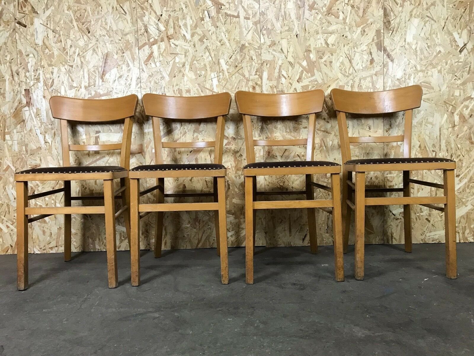 MidCentury Frankfurter Stühle, 1950er, 4er Set bei Pamono kaufen