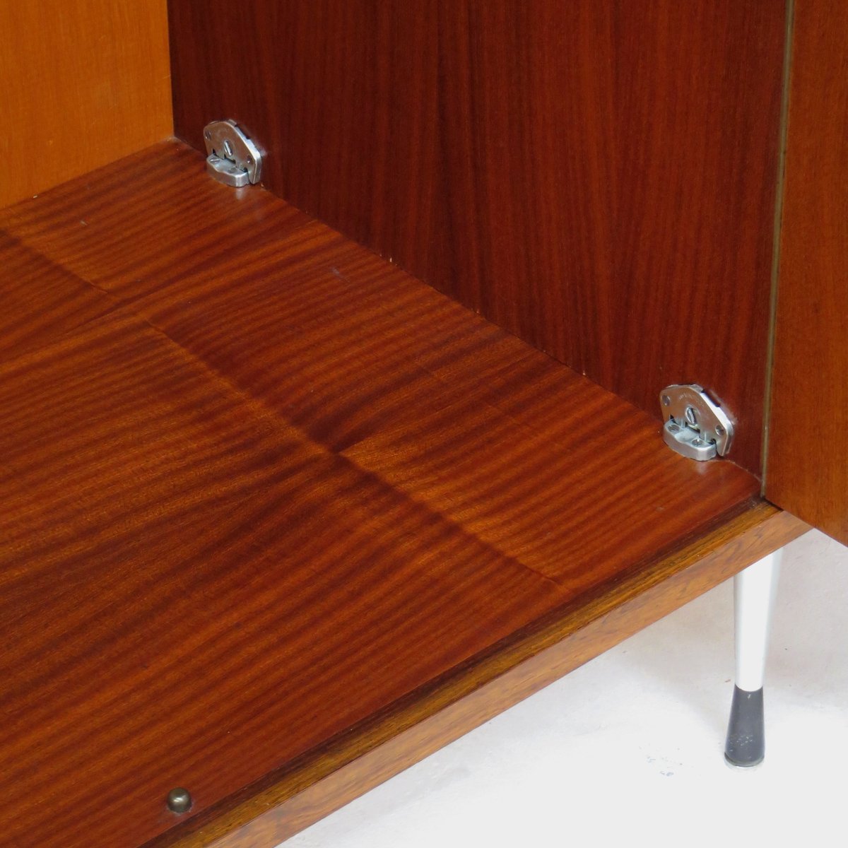 MidCentury Modern Wardrobe in Rosewood for sale at Pamono