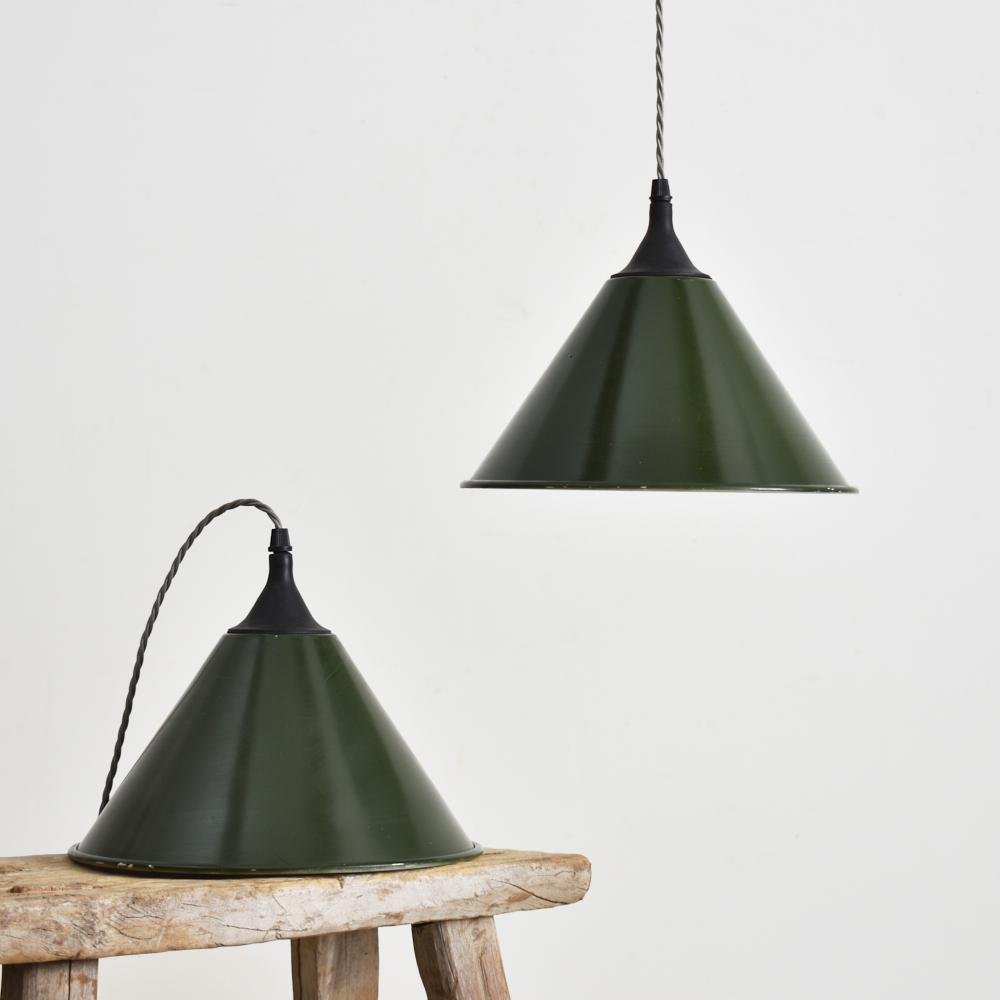 Original Vintage Military MOD Pendant Field Light for sale at Pamono