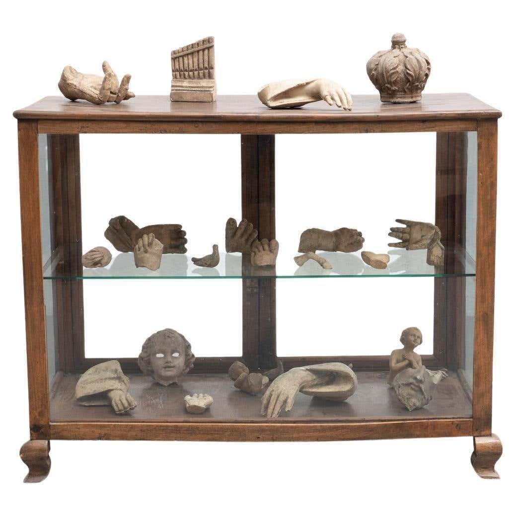 Schrank mit Kuriositäten, 1950er bei Pamono kaufen