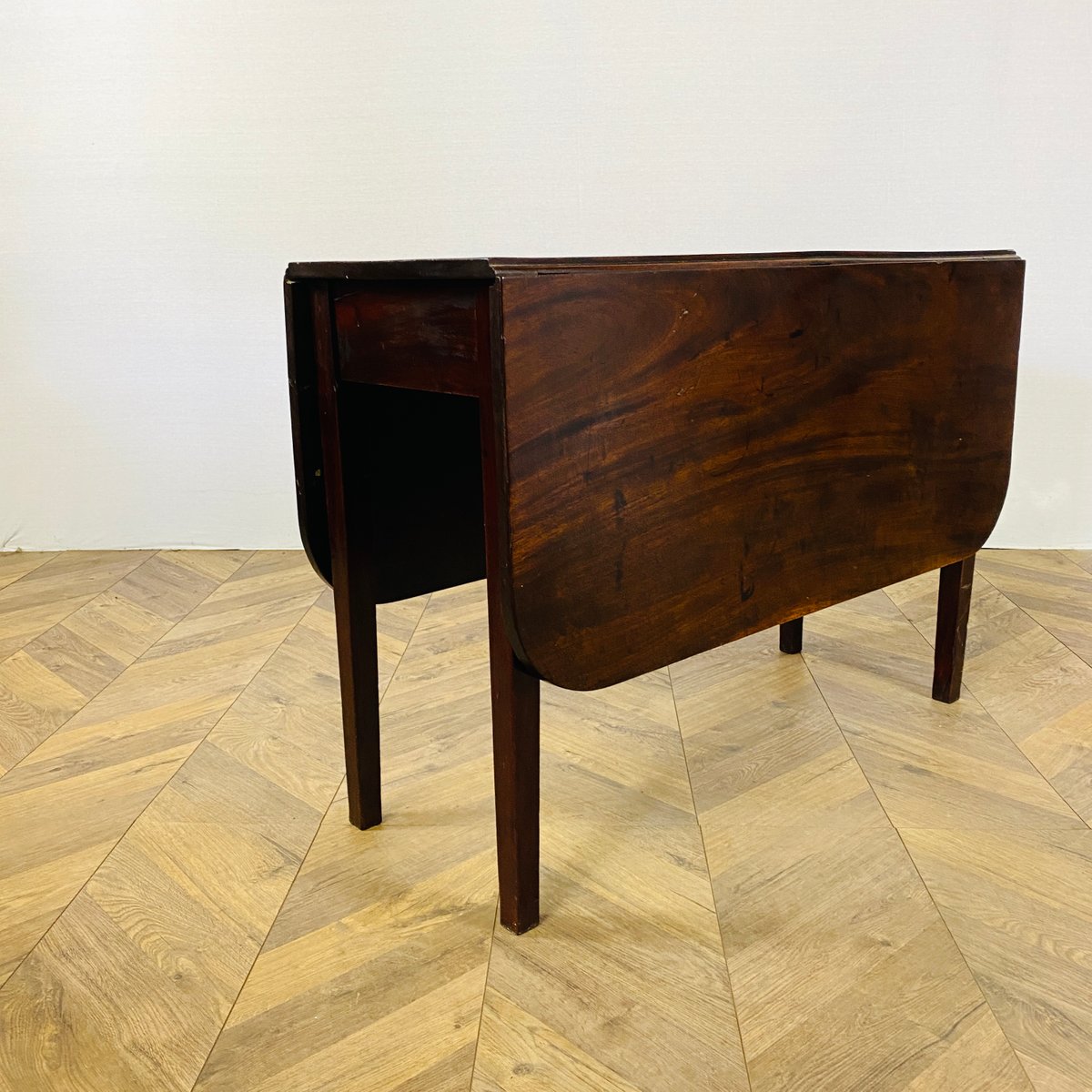 Victorian DropLeaf Dining Table, 1890s for sale at Pamono