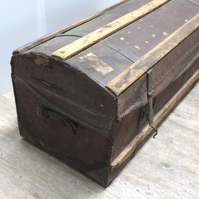 Baul madera antiguo Baul madera antiguo