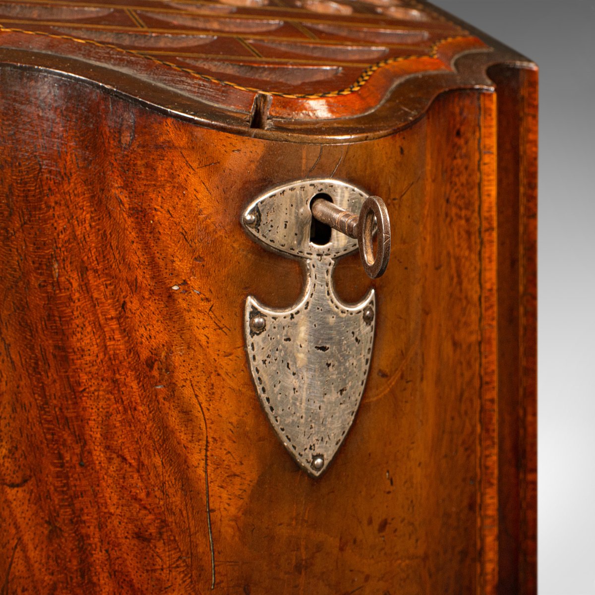 Antique Walnut Knife Box, England for sale at Pamono