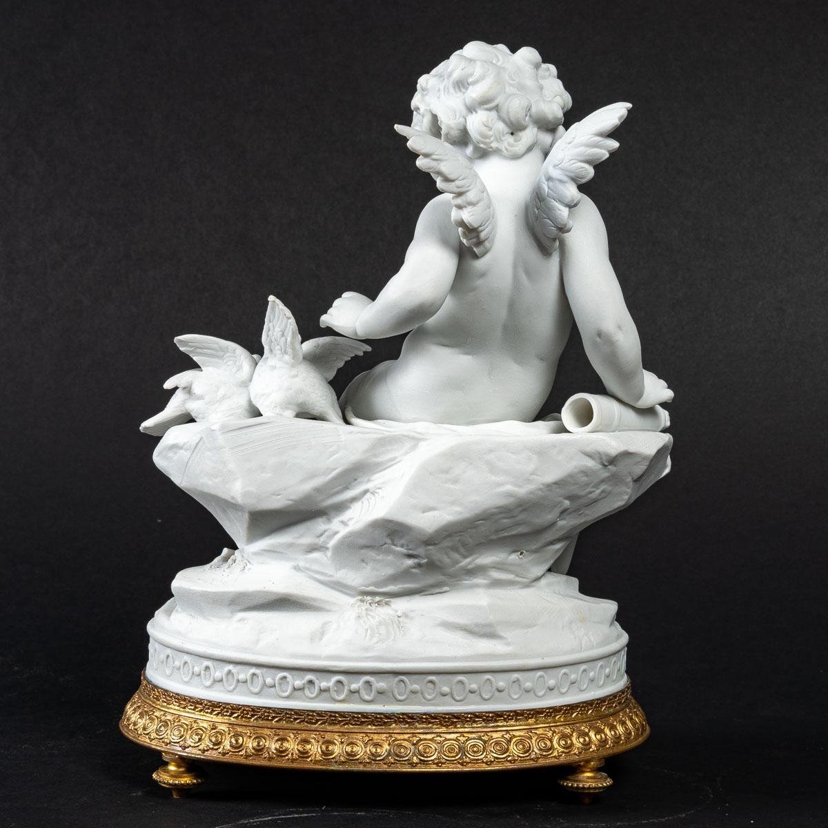 Petite Boîte à Bijoux En Biscuit, Couvercle Décor Floral Et Ange, L 11,5 Cm