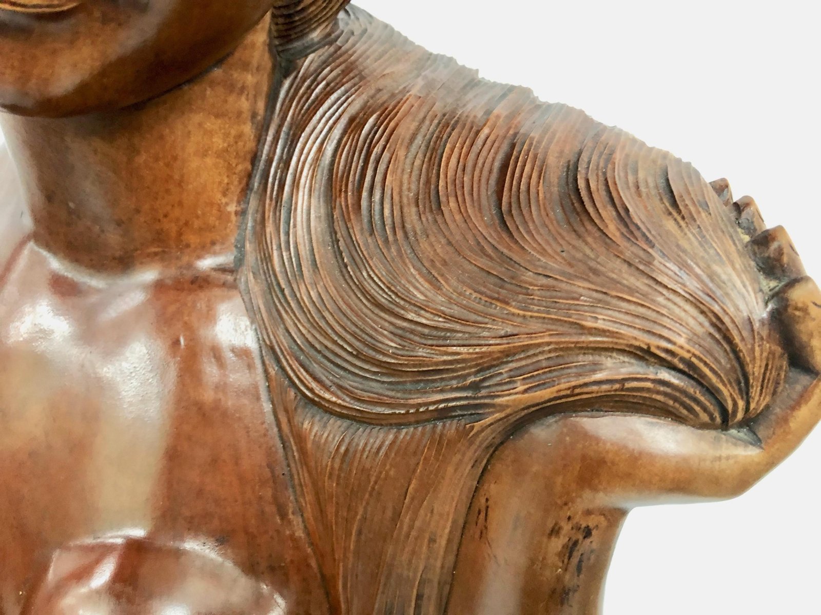 Balinesischer Künstler, Geschnitzte Frauenstatue, 1960er bei Pamono kaufen