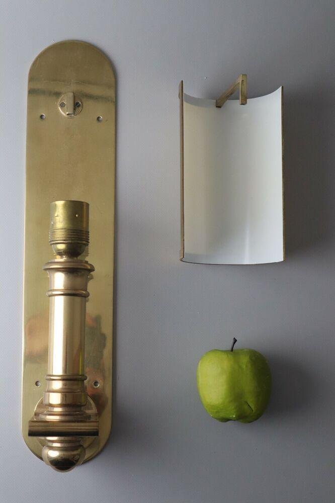 Spanish Brass Wall Light from Metalarte for sale at Pamono