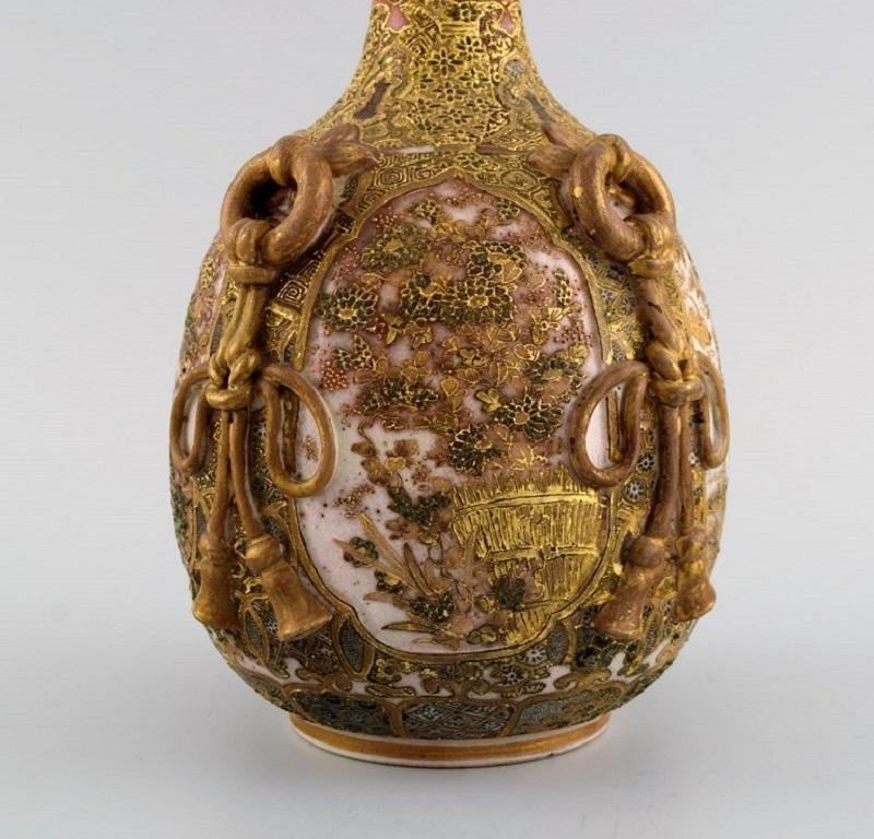 Meiji Japanese Gold Satsuma Bottle Vase for sale at Pamono