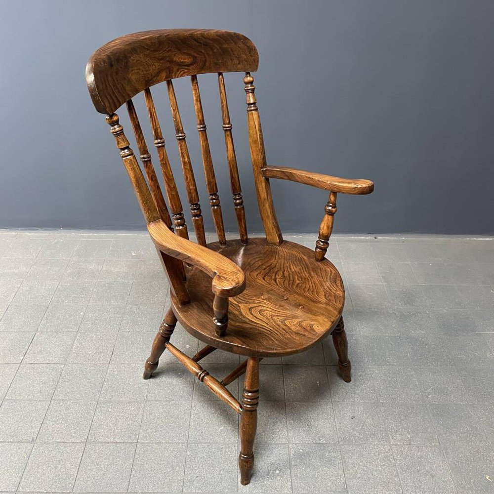Antique English Elm Windsor Chair for sale at Pamono
