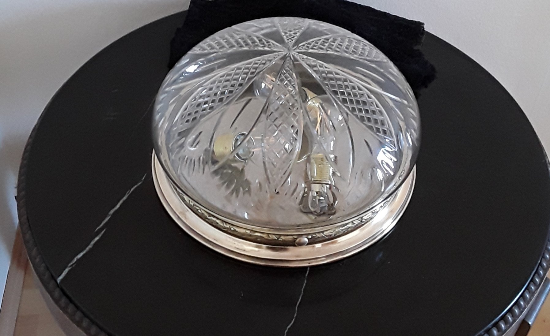 L mpara De Techo Alemana Antigua Redonda D cada De 1900 En Venta En Pamono l-mpara-de-techo-alemana-antigua-redonda-d-cada-de-1900-en-venta-en-pamono