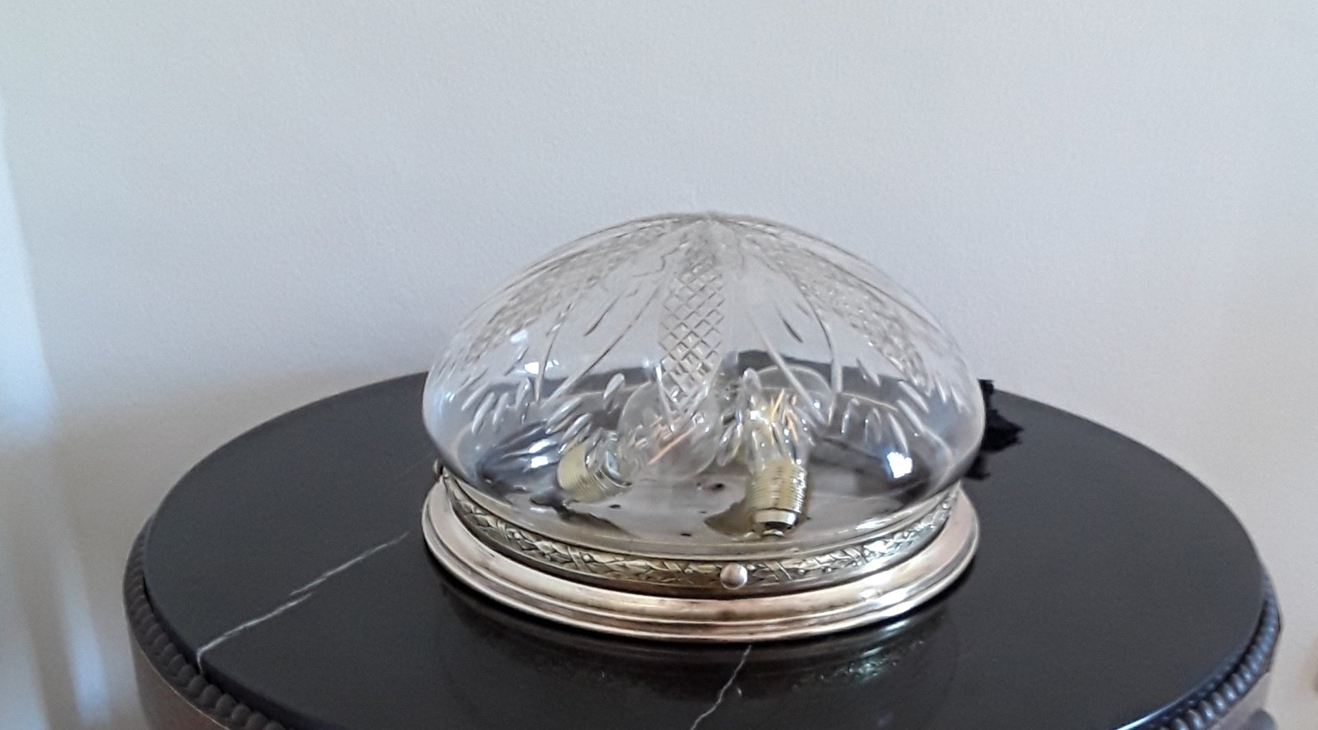 L mpara De Techo Alemana Antigua Redonda D cada De 1900 En Venta En Pamono l-mpara-de-techo-alemana-antigua-redonda-d-cada-de-1900-en-venta-en-pamono