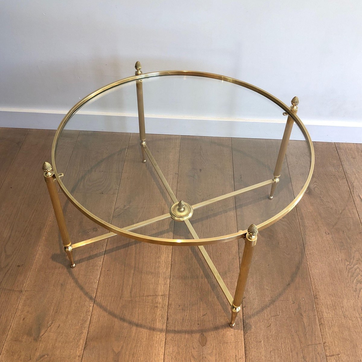 Runder Couchtisch Aus Messing Von Maison Bagu s 1940er Bei Pamono Kaufen runder-couchtisch-aus-messing-von-maison-bagu-s-1940er-bei-pamono-kaufen