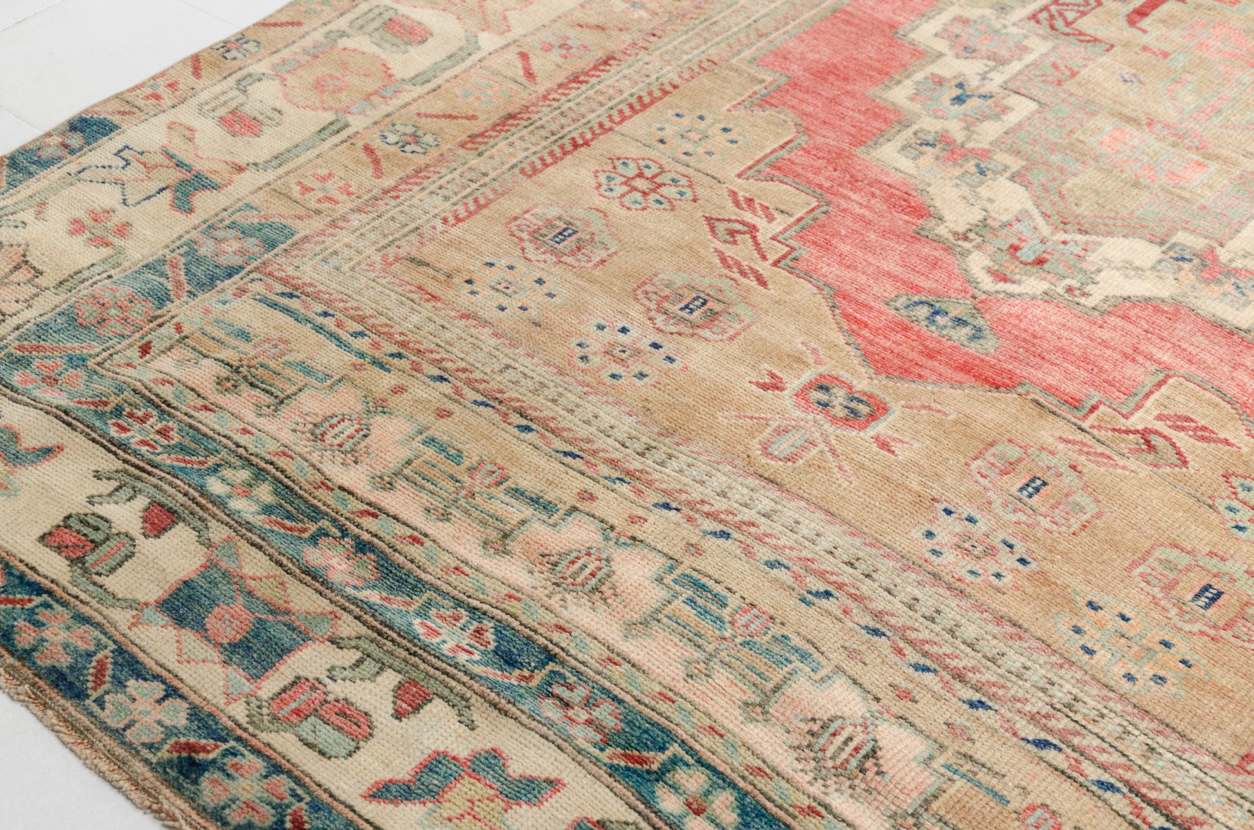 Antique Turkish Wool Rug for sale at Pamono