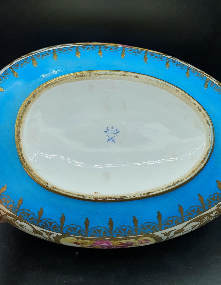 Große Eiförmige Sèvres Porzellan Box bei Pamono kaufen