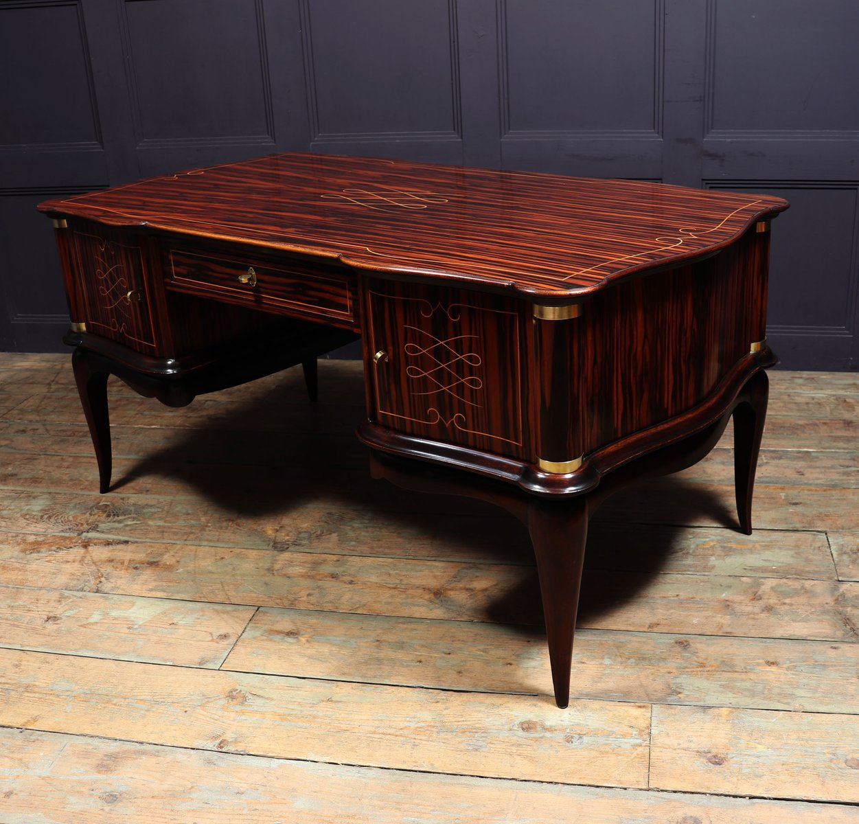 Französischer Art Deco Macassar Ebenholz Schreibtisch, 1930er bei ...